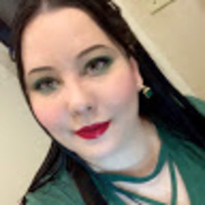 Meet your Posher, Claire